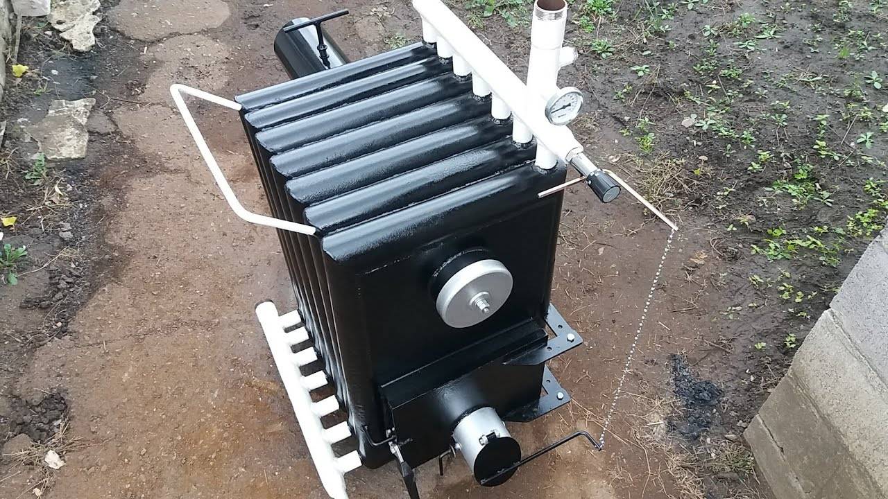 НЕОБЫКНОВЕННЫЙ котел отопления из обыкновенной ржавой трубы с отличным КПД своими руками. смотреть онлайн