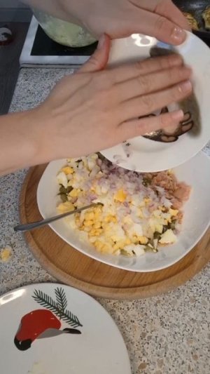 Баночка тунца подтолкнула на салат #рецепт #фудблог