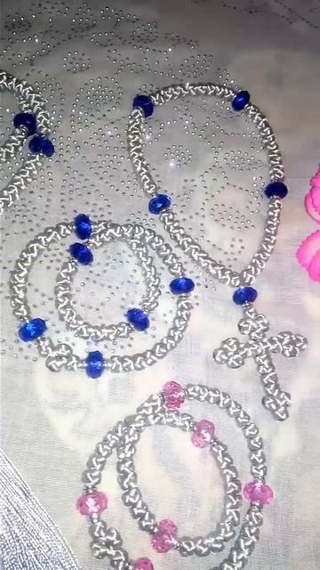 Четки с кисточкой цвет Серебристый с синими бусинами смотреть онлайн