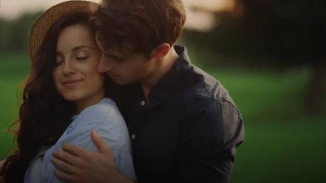 Я целый мир приоткрываю. смотреть онлайн