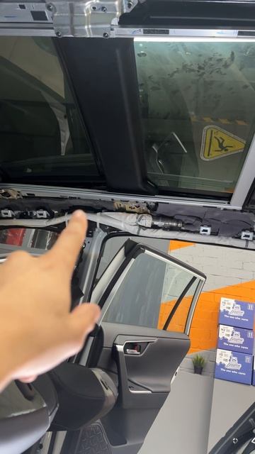 Шумоизоляция панорамной крыши. Стоит ли того? смотреть онлайн