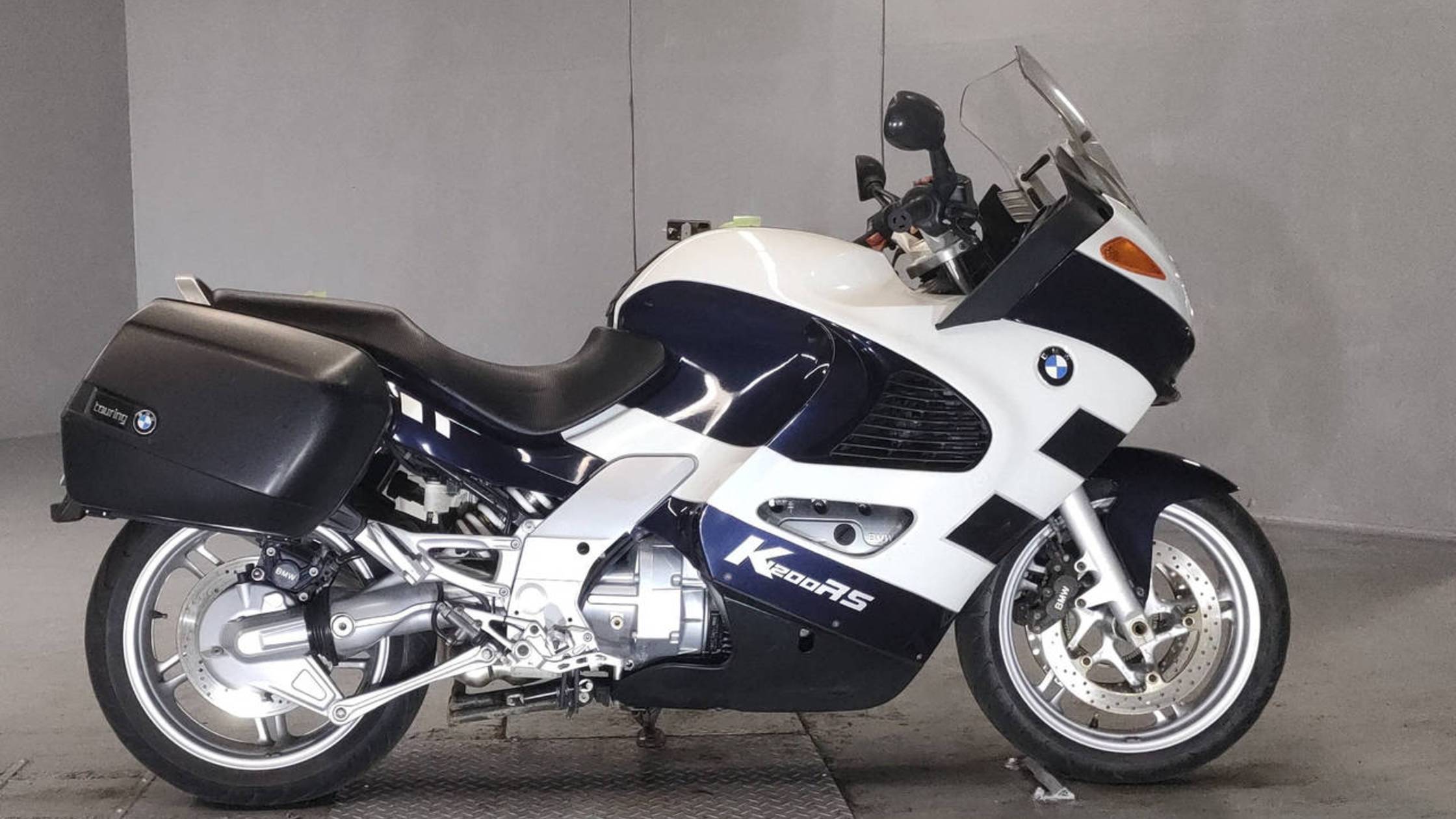 BMW K1200RS - WB10547J13ZG29032 смотреть онлайн