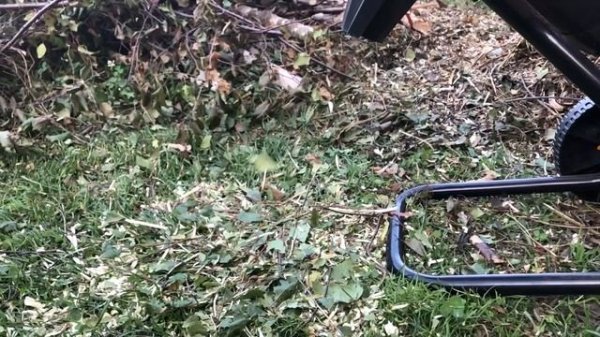 Измельчитель Веток Садовый Hutter ESH-2500 В Работе