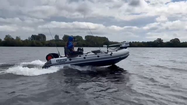 AZIMUT Эверест 405 и AZIMUT 380T смотреть онлайн
