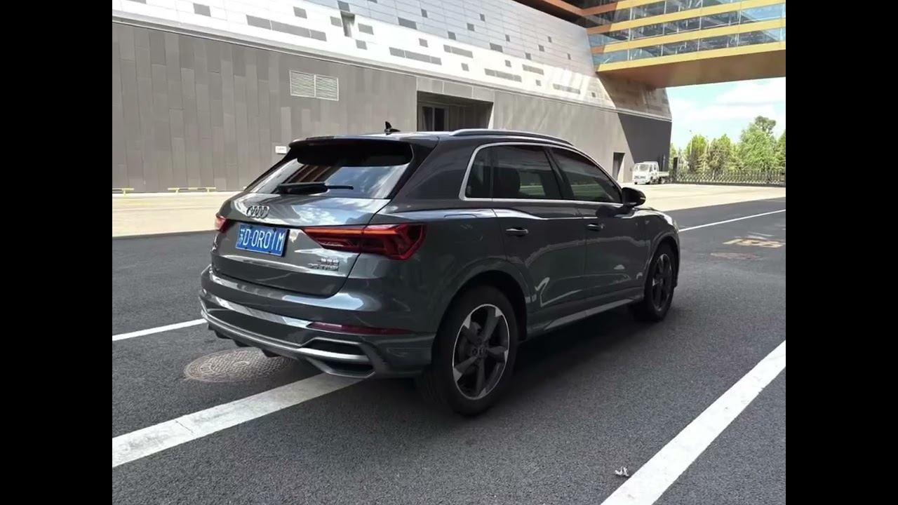 AUDI Q3 смотреть онлайн