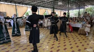 ХОРЕОГРАФИЧЕСКИЙ АНСАМБЛЬ - ГЮНЕШ