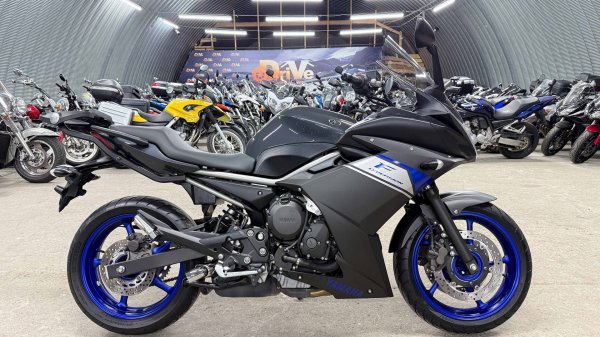 Обзор Yamaha XJ6 Diversion |В НАЛИЧИИ|