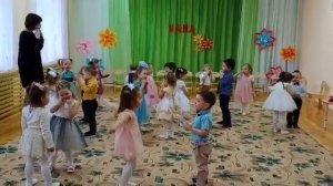 Сабиночка танцует на день матери 2020