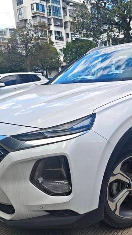 Hyundai Santa Fe 2.0TGDi 2022 года смотреть онлайн