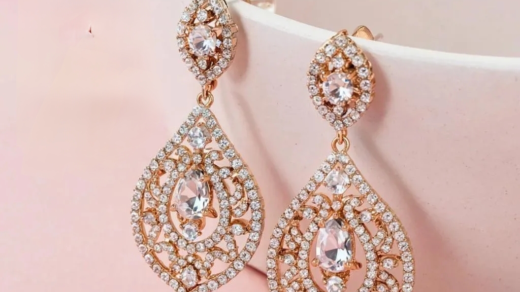 ✨ Ваши уши заслуживают лучшего: Сережки, которые покоряют сердца . Заказ на ватсап +79083191849 смотреть онлайн