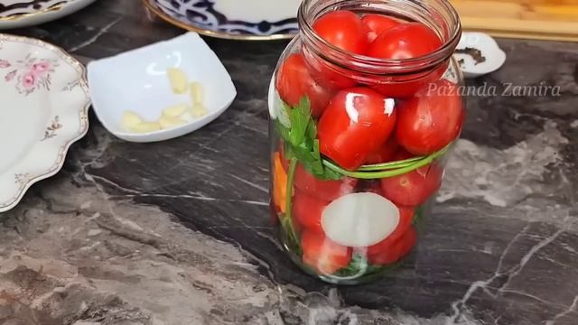 ПРОСТО ЗАЛИВАЮ КИПЯТКОМ. Закрываю по 50 банок! Невероятно вкусный рецепт с ПОМИДОРАМИ на зиму смотреть онлайн