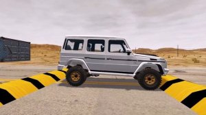 КРУТАЯ ГОНКА С ПРЕПЯТСТВИЯМИ И ЯМАМИ Грузовик с бортовой платформой BeamNG.Drive