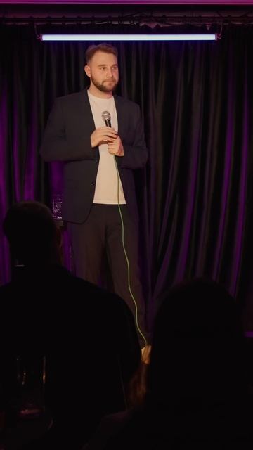 Про отношение к детям, отрывок из концерта «Кризис жизни» #стендап #стендаптнт #комик #прикол