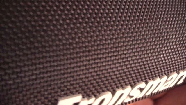 Bluetooth колонка Tronsmart Halo 200 разбила бокал звуком смотреть онлайн