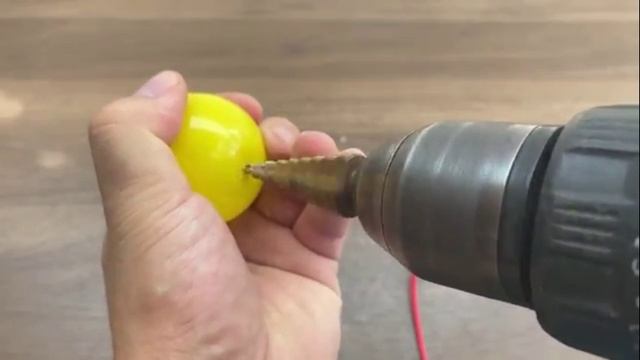 Вставьте светодиодную лампу в велосипедную трубку! Гениальная идея, которая на самом деле работает смотреть онлайн