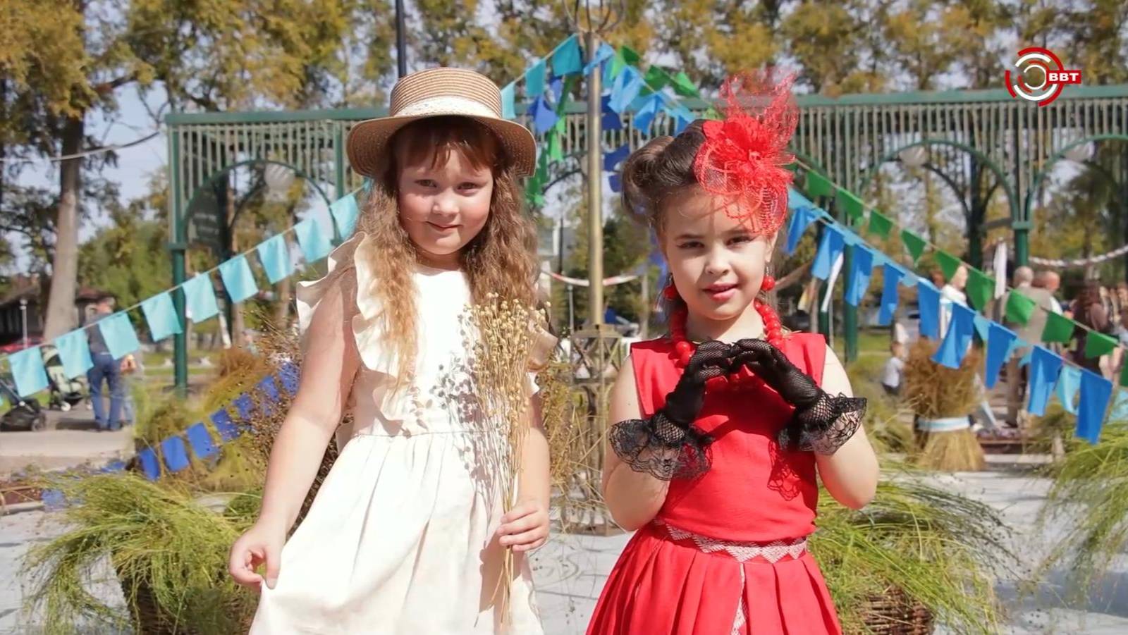 День города Вышний Волочек 2025. День Вышневолоцкого муниципального округа. Фестиваль "Лён золотой" смотреть онлайн