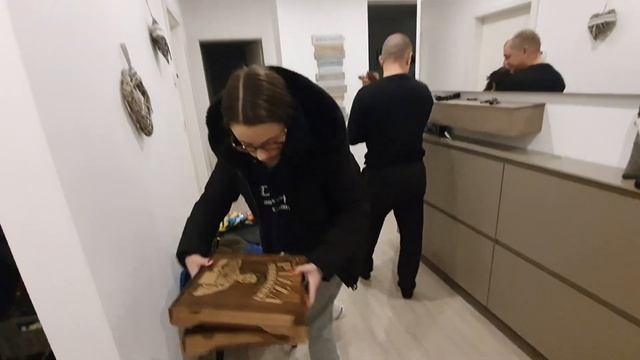 Наше воскресенье/ Каждый день тесты/ Гуляем с Йорком/ Наряжаем ёлку/ Влог/ Наша жизнь в Германии смотреть онлайн