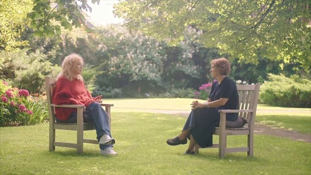 Алла Пугачева.Большое интервью из за бугра. смотреть онлайн