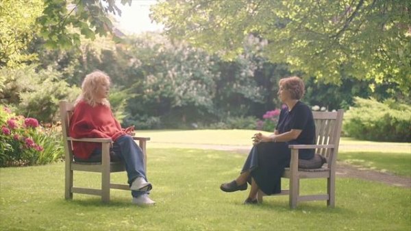 Алла Пугачева.Большое интервью из за бугра.