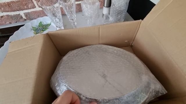 Из Германии в Россию/ Распаковываю коробки/ День города/ Любэ/ Концерт/ Тюмень/ Наша жизнь в России смотреть онлайн