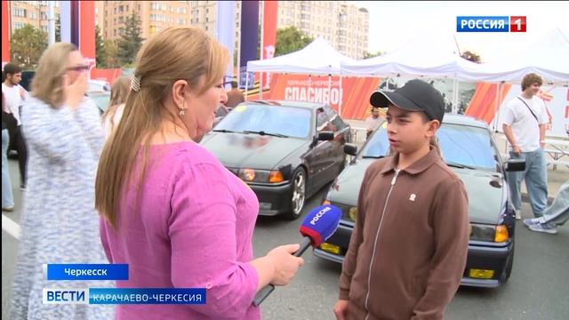 В Черкесске в День республики и в честь двухсотлетия города прошла авто-мотовыставка смотреть онлайн