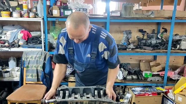 Ssang Yong Kyron D20DT. Загорается лампа давления масла и кап ремонт двигателя 4 часть смотреть онлайн