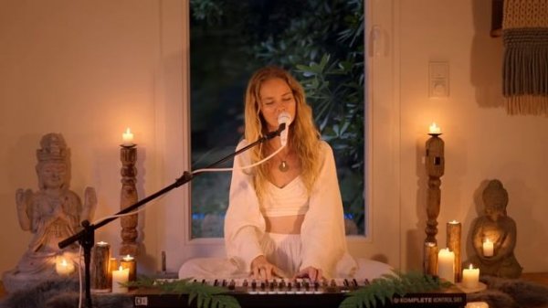 Heavenly_Frequencies_Sound_Healing_Ceremony_1_hour_Angelic_Music_1080p