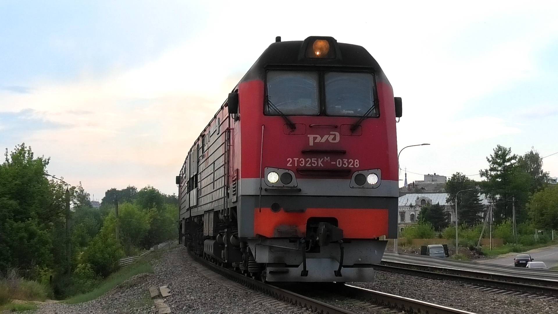 2ТЭ25КМ