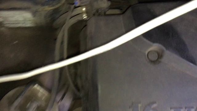 ВАЗ-2110 16 клапанов. Как снять кожух двигателя