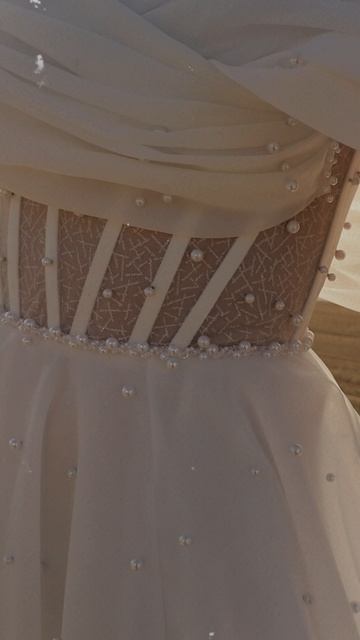 Свадебное платье Ума из коллекции «Golden hour» 2026, от бренда Gabbiano