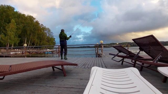 Отель Яхонты Истра , сентябрь 2022 год , Рыбалка на Истринском водохранилище. смотреть онлайн