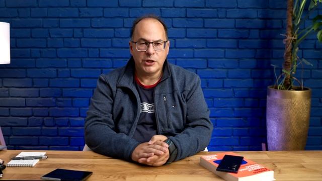 Какие законы и ограничения с 1 сентября - SIM-карты, реклама в социальной сети с квадратными фото... смотреть онлайн