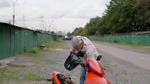 НАШ "СКУТЕР" РОДОМ ИЗ 90-х/ ЗиД 50 АРКАН/ Иван Зенкевич