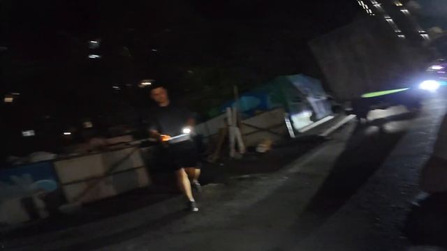 Как я зарабатываю лазая по мусоркам ? Dumpster Diving RUSSIA #111 смотреть онлайн