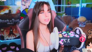 #29 ASMR Ear Licking [ IJenz ]