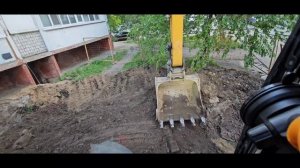 РАБОТАКОЛЁСНОГОПОЛНОПОВОРОТНОГОКИТАЙСКОГОЭКСКАВАТОРА XCMG180WD.mp4