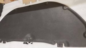 Снятие обшивки (шумоизоляции) капота Lexus RX 200t RX 350 RX 300 4G 2015-2022 (Toyota)