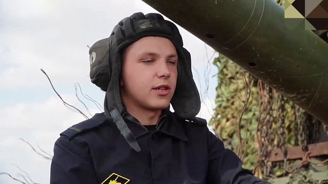 Уверены друг в друге на 100%
Братья-танкисты группировки войск «Центр» смотреть онлайн