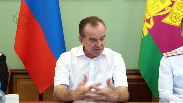 Встретился с казачьими семьями смотреть онлайн