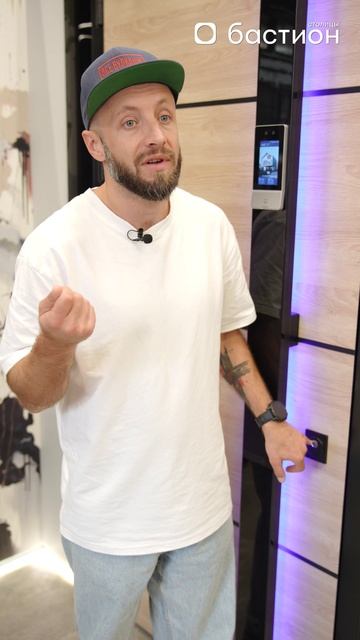 Как ВЗЛОМАТЬ умный замок?! #двери #входнаядверь #замок смотреть онлайн