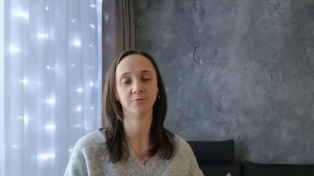 Из Германии в Россию/ Медицинская страховка/ Родительское собрание/ Покупки/ Тюмень/ Жизнь в России смотреть онлайн