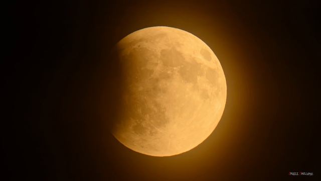 Полное лунное затмение 07.09.2005 года. Таймлапс. Total Lunar Eclipse 09/07/2005. Timelapse.