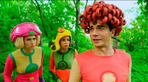 ВСЕМОГУЩИЙ СКАУТ! — Песенки Фортуны — Флора и Фортуна спасают природу от Скаута