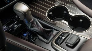 Lexus RX замена задних тормозных колодок с электроручником и тормозных дисков