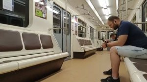 Нижегородское метро. Пересменка поездов, на станции "Парк культуры"