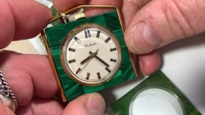 Александр Бродниковский-карманно-настольные (лекторские) часы Ракета в каменных корпусах ПЧЗ