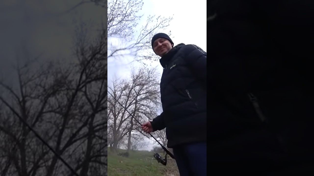 Выдал базу за 10 секунд #рыбалка #прикол #shorts смотреть онлайн