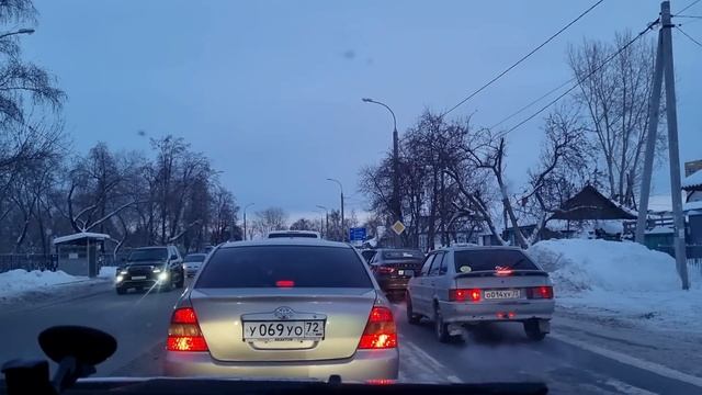Из Германии в Россию/ Вызвали скорую/ Саша психанул/Никто не работает/ Тюмень/ Жизнь в России/ Влог смотреть онлайн