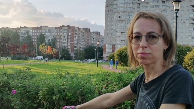 Сентябрь  , парк, прогулка HD.mp4