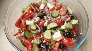 САМЫЙ ВКУСНЫЙ И ПОЛЕЗНЫЙ САЛАТ! ГРЕЧЕСКИЙ САЛАТ ЗА 5 МИНУТ!
